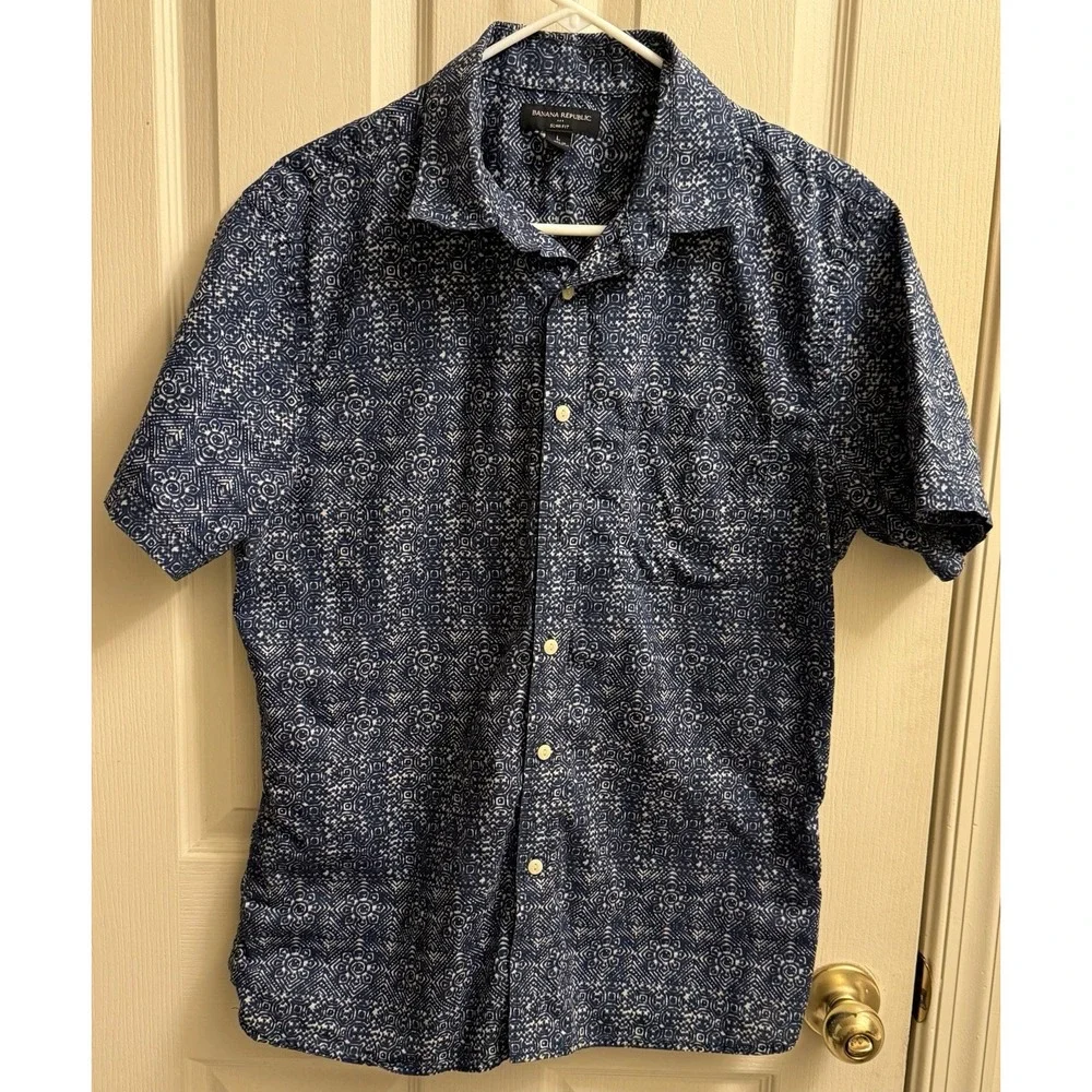 Banana Republic Men's button Down Shirt Slim Fit Size‎ Large W/pocket Blue/white